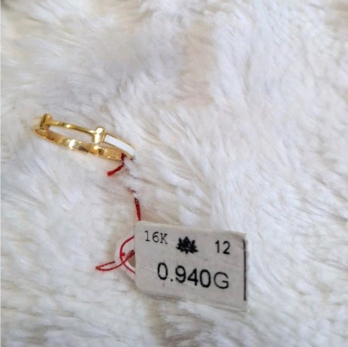 Cincin emas 70 huruf h putih