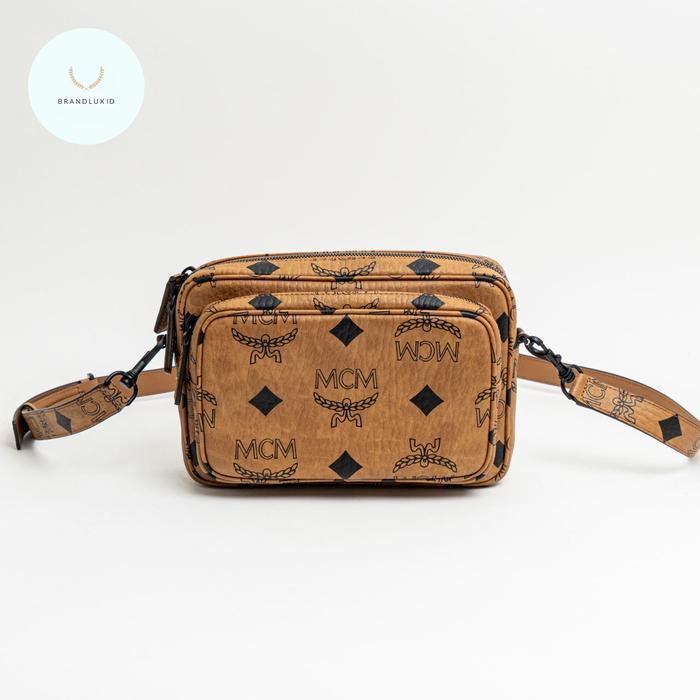 MCM SMALL AREN MAXI VISETOS CROSSBODY BAGS COGNAC