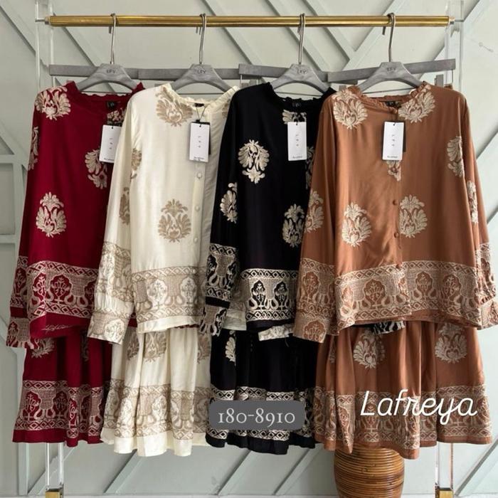 Oneset rok bordir benang emas