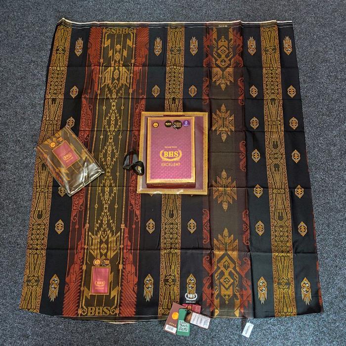 Sarung BHS Excellent Gold Jacquard JGB