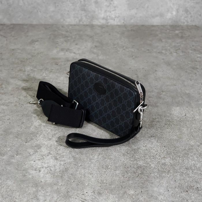 Tas GUCCI OVAL LOGO GG MONOGRAM BLACK CLUTCH SLING BAG 100% ORIGINAL - 23X4X15CM