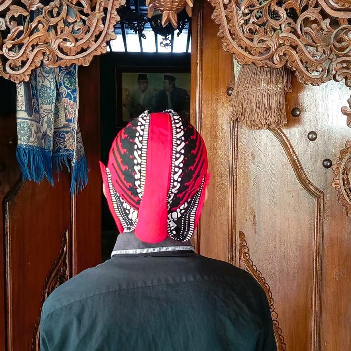 Blangkon Alusan Mataram Yogyakarta Tanpa Kertas Full Jahitan Bisa Di Lipat Bisa Di Cuci Peci Kopyah 