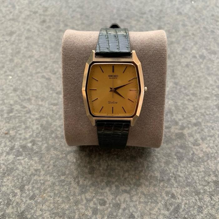 Jam tangan SEIKO DOLCE TANK QUARTZ NSAG CASE GOLD DIAL VINTAGE