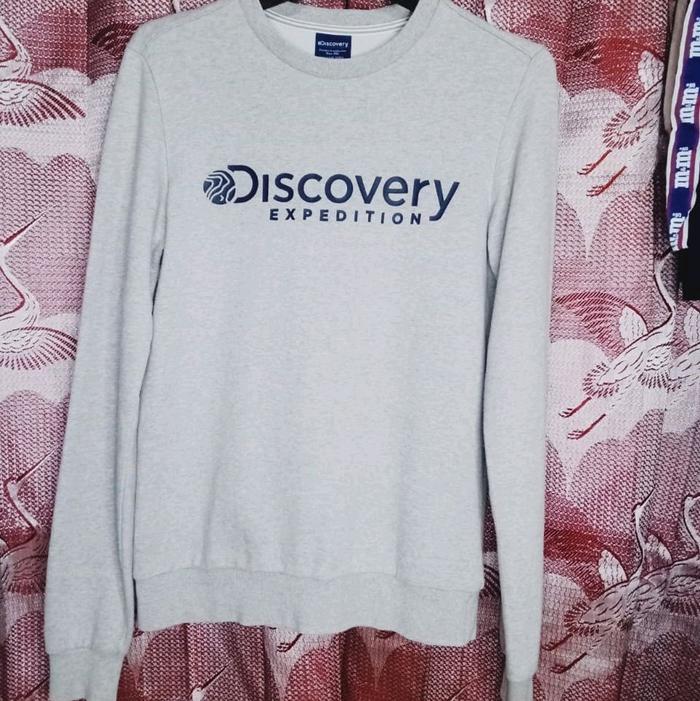 Discovery Expedition Sweater Abu-abu dengan Logo Biru untuk Pria dan Wanita