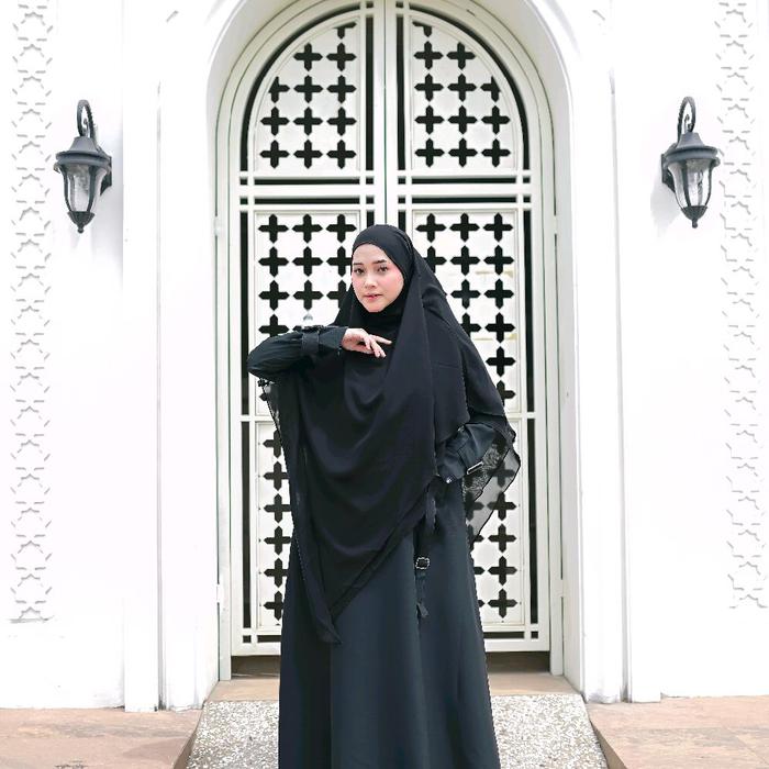 French Khimar Sifon Arabeschi by Sultan