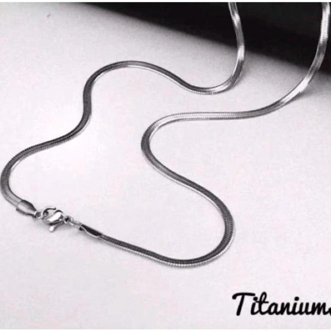 kalif acc Kalung Titanium Pria Wanita Bahan Anti Karat Model Plat Pipih Silver Elegan Desain Serbagu