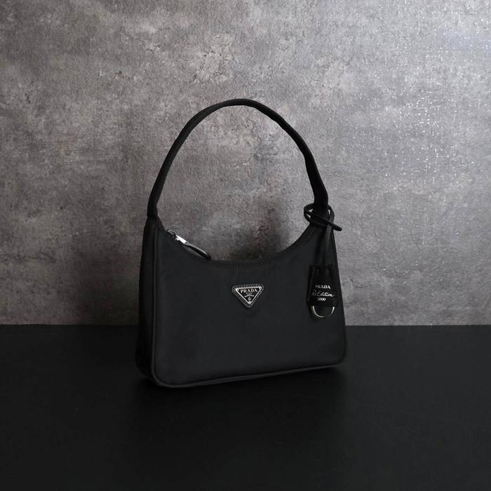BAG PRADA TAS NYLON TOTE BAG RE - EDITION 2000 IN BLACK