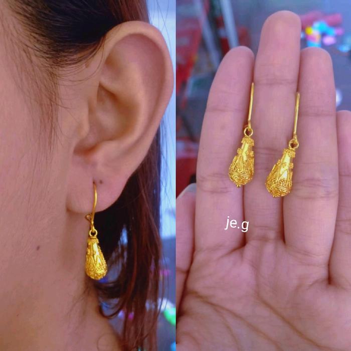Anting-anting kuningan motif bali