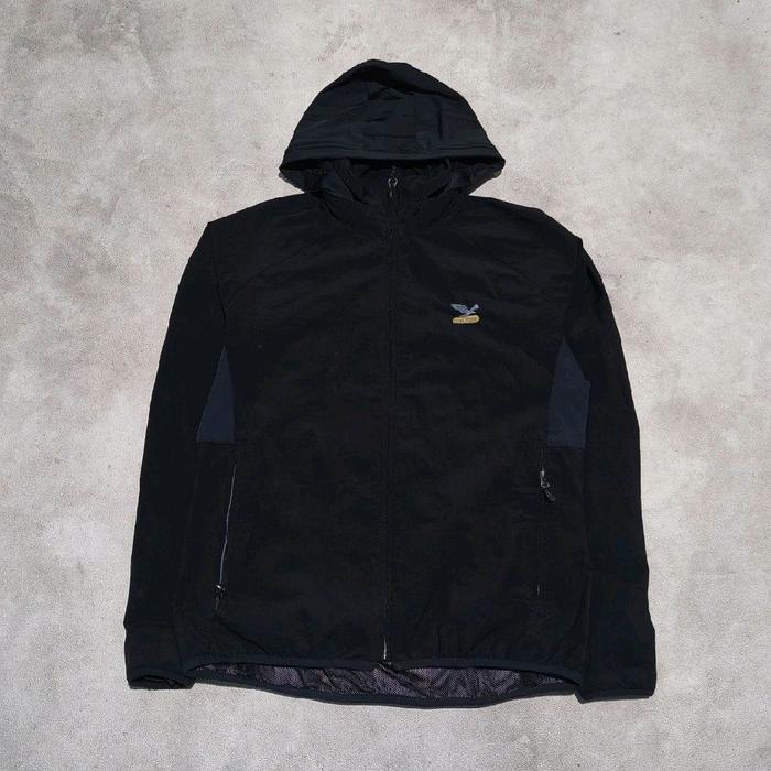 Jaket wanita outdoor hiking gunung salewa extreme hitam bekas