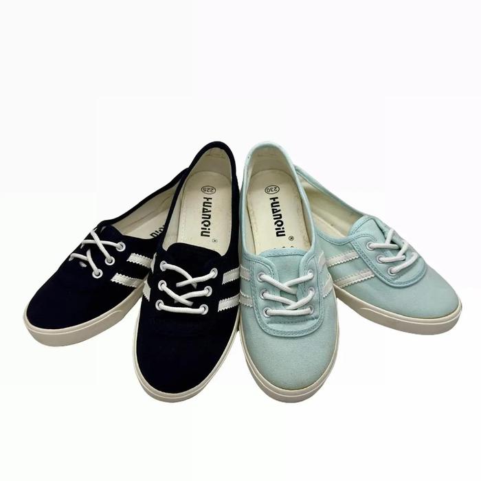 Lithea Sepatu Wanita Huanqiu Keren dan Stylish dengan Desain Modern dan Warna Netral untuk Gaya Hari