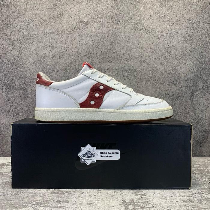 Sepatu Second Casual Saucony Jazz Court White Red Size 43 insole 27,5 cm Original Guarantee 100%