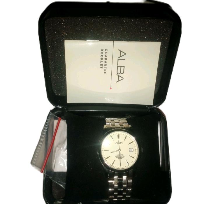 Watch Alba Axnd57, Original lengkap dengan box dan rantai cadangan, buruan di beli