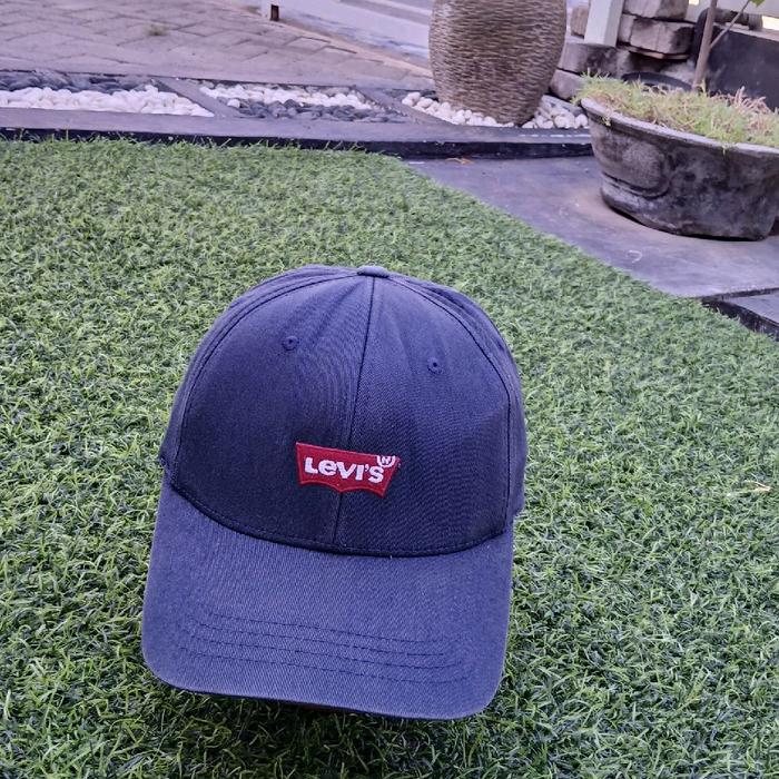 topi levis prelove thrifting
