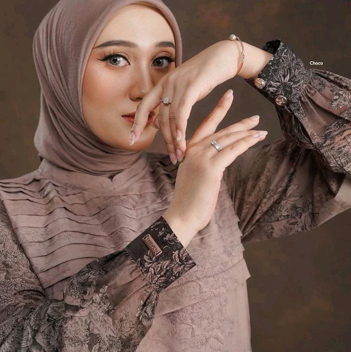 FARINNA DRESS // BY NADHEERA LUXURY