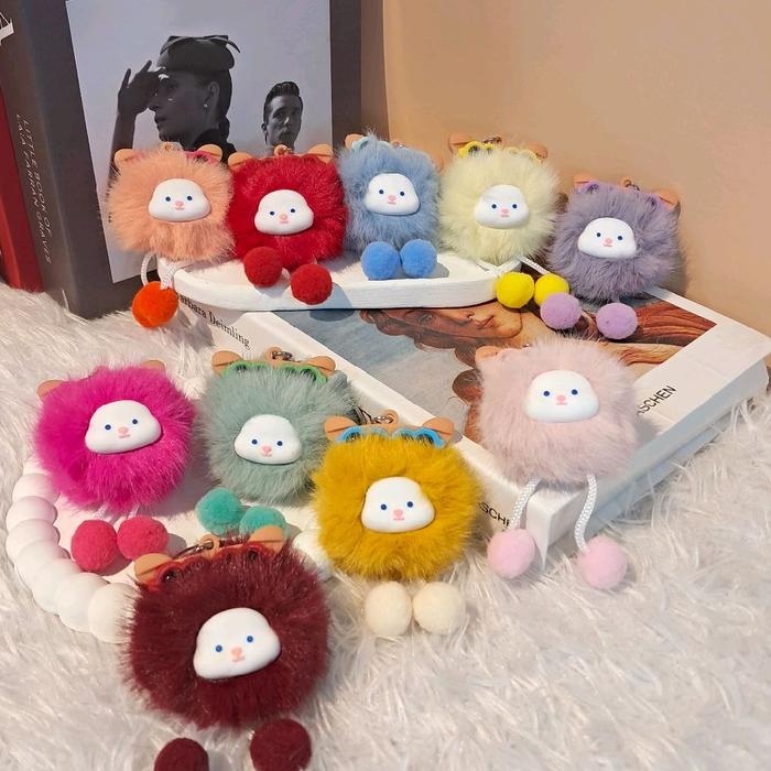 Gantungan kunci pompom - gantungan hp pompom - ganci pompom - ganci boneka - ganci kecil - bagcharm
