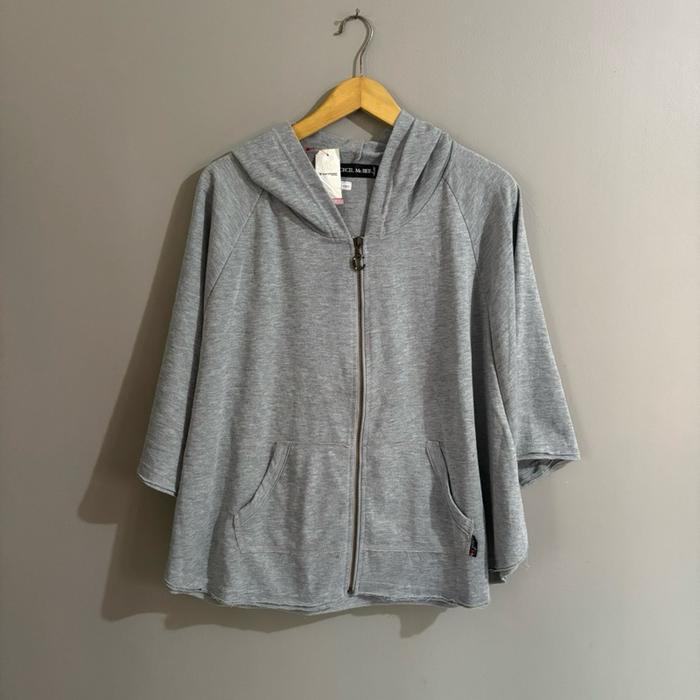Hoddie Cecil Mc Bee Abu Like New