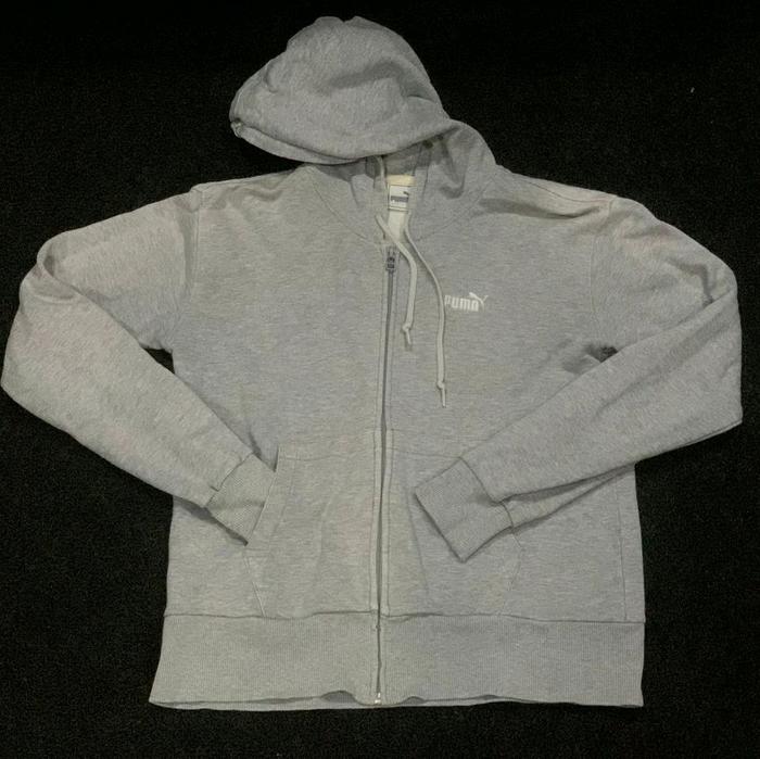 swhiter huddy puma pria dewasa