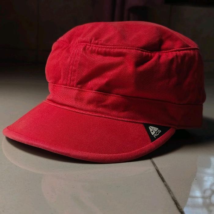 Topi nike ACG military commando red hat used good condition