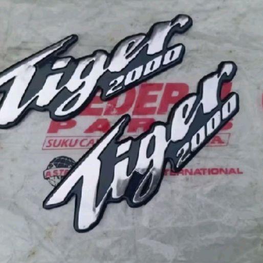emblem tangki tiger 2000 kanan kiri ori ahm astra honda