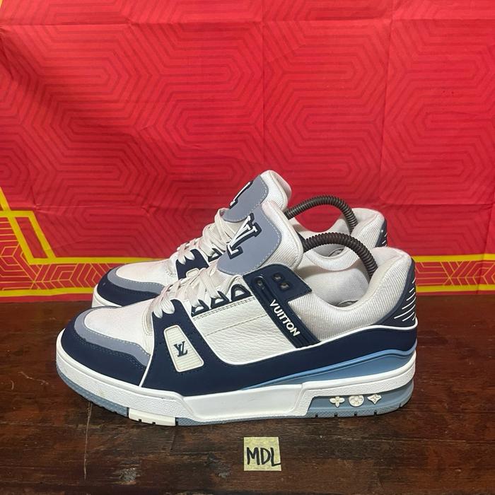 Sepatu LV trainer size 40,5