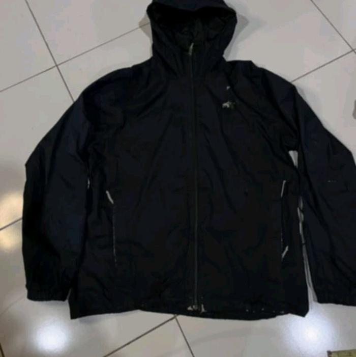 jaket gorpcore hyvent Pria