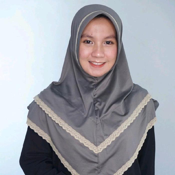 Jilbab Instan Regi Lamiz Renda