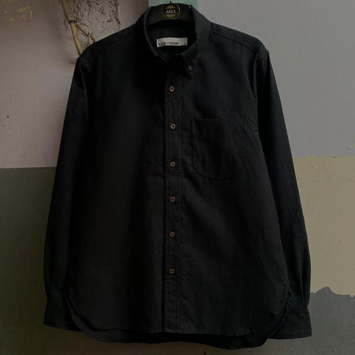Kemeja lengan panjang Beslow standard Oxford hitam size M preloved