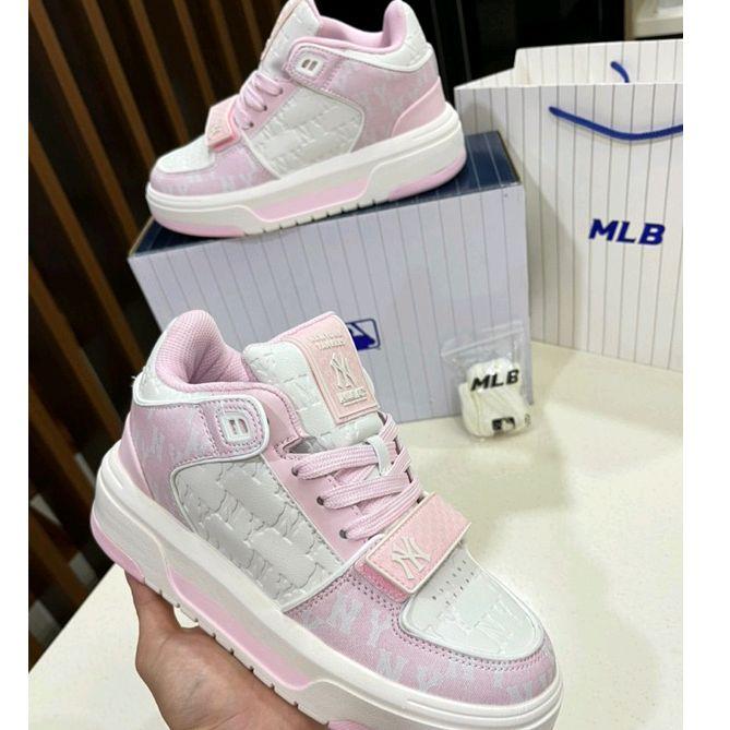 Sepatu MLB Chunky Liner High NY Yankees Pink
