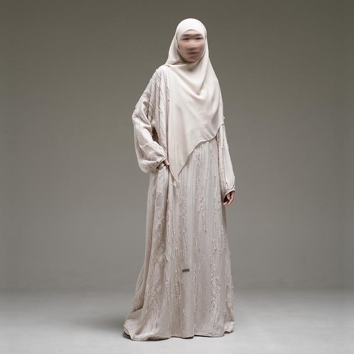 Nehhat Modest Nuvel Iris Abaya