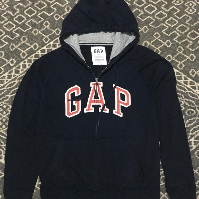 GAP Jaket Hoodie Pria Navy dengan Logo Besar dan Resleting Penuh untuk Gaya Santai
