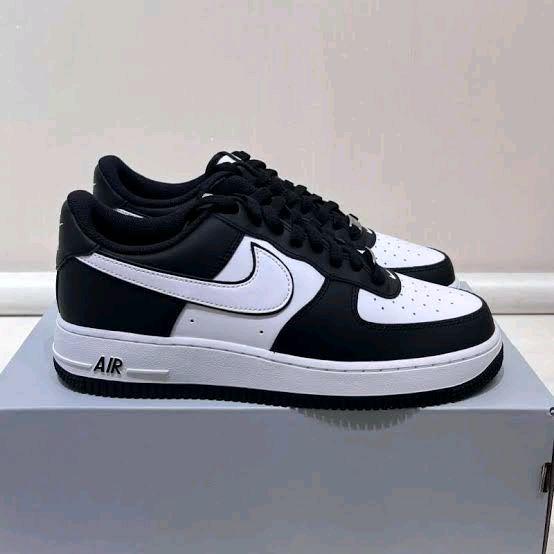 Sepatu Nike AF1 Panda Hitam Putih Pria-Wanita