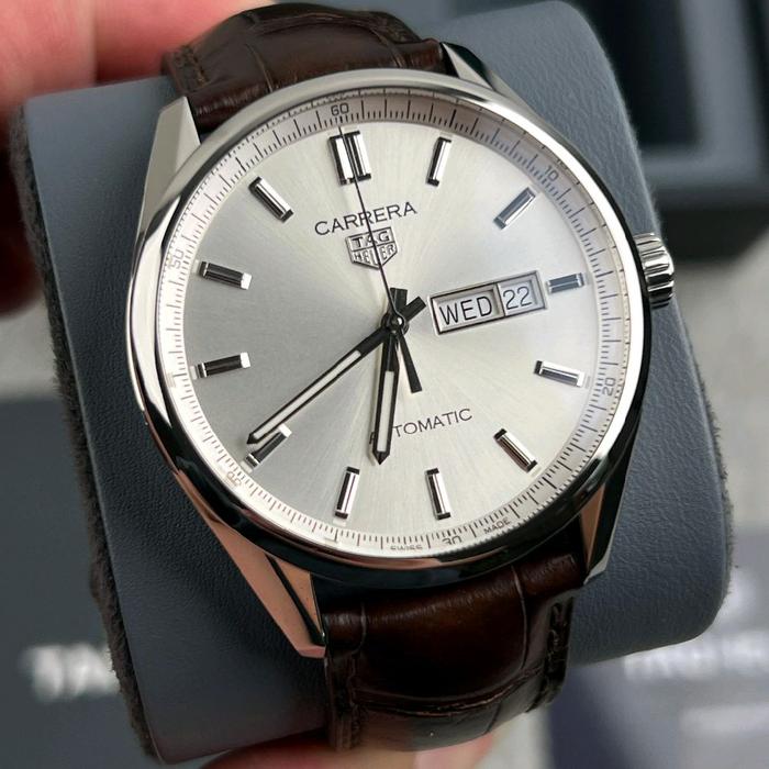 Tag Heuer Carrera Date Jam Tangan Quartz