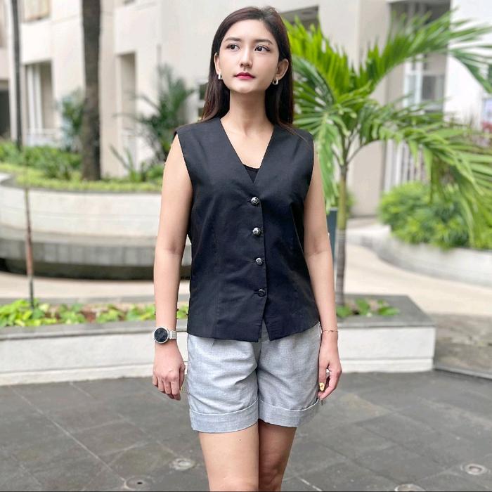 CnP Vest Red Wanita Atasan Top