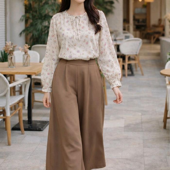 Blouse Floral Sifone terawang Korean style Thrift like new.