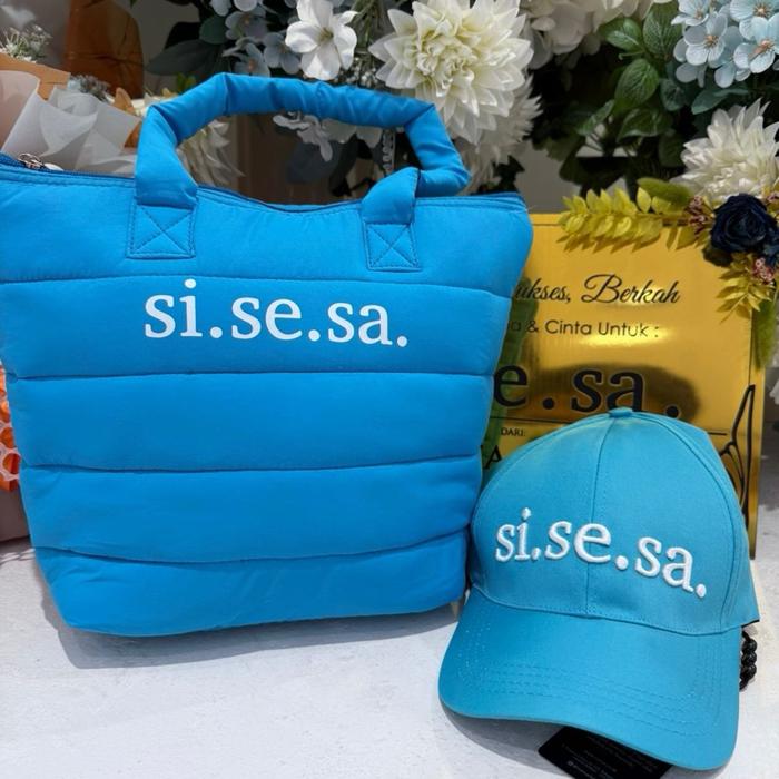PAKET TOPI DAN TAS SISESA Biru Dengan Logo si.se.sa. untuk Gaya Anda