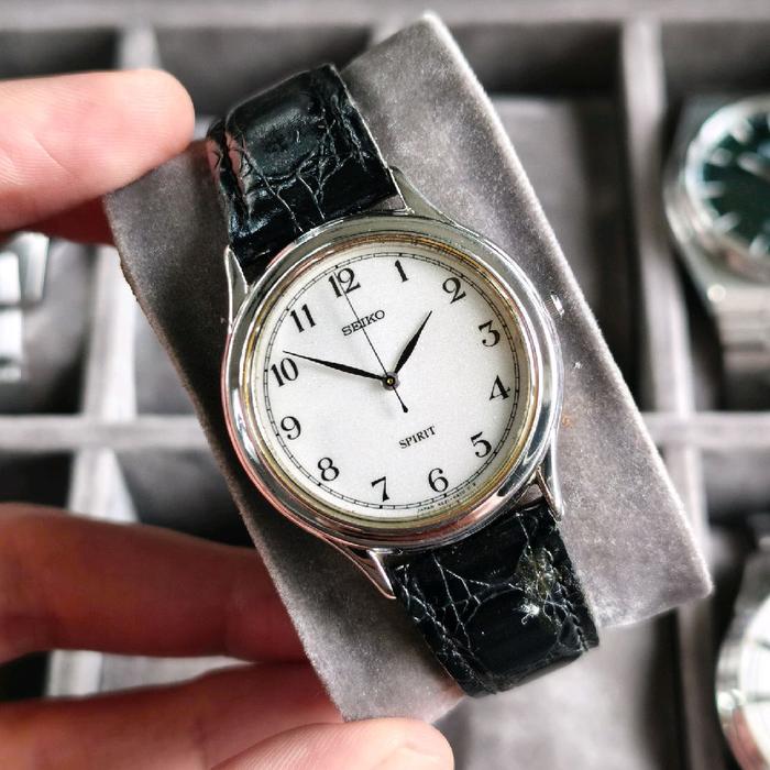 Seiko Spirit 5S21-6A50 Sweep Second Quartz Vintage Seiko Dress Watch