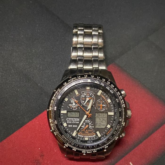 Jam tangan bekas
