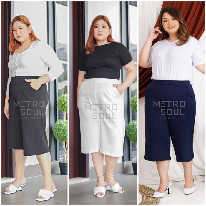 Celana Kulot Jumbo Bigsize 3/4 Pendek Scuba Pants Stretch Nyaman Adem Untuk Wanita