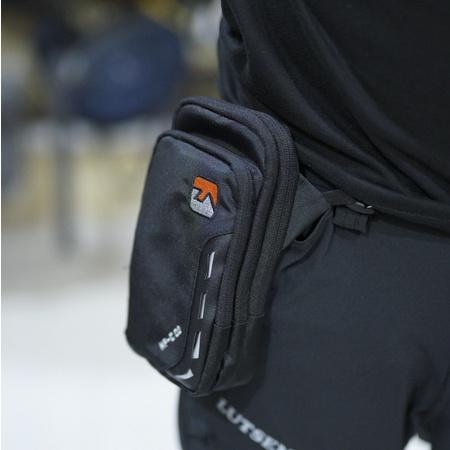 hpc 02 tas hp android smartphone tas selempang kecil travelpouch zarventure Pria