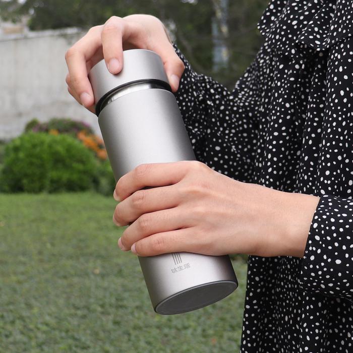 Titanium Vacuum Thermos Bottle Thermal Water Bottle Good Insulation