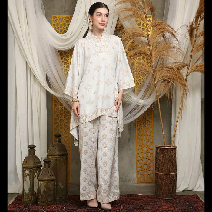 Setelan Celana Ivory | Setelan Celana Putih | Kebaya Teracota | Tunik Ivory | Setcel Kebaya | One Se