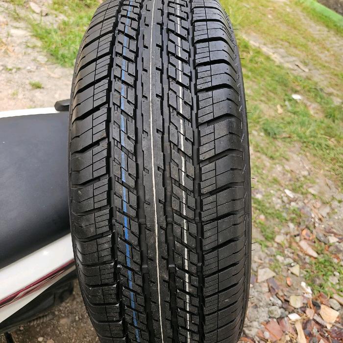 ban 265 70 16 Bridgestone dueler ht
