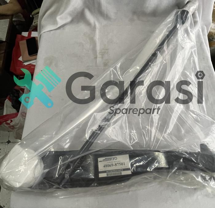 Lower Arm / Sayap Bawah Daihatsu Hijet S75/ Hijet 1000
