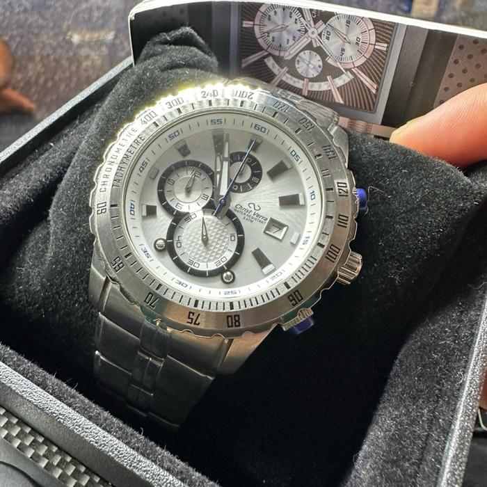 Christ Vera Jam Tangan Pria Elegan dengan Desain Chronograph dan Tali Stainless Steel Berkualitas Ti