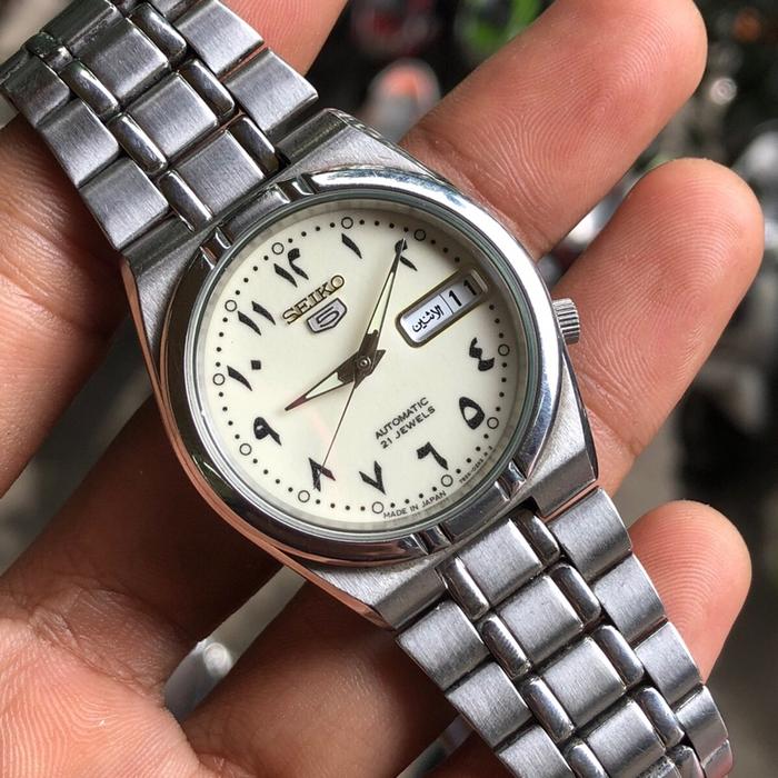 Seiko 5 Arabic Automatic 34mm