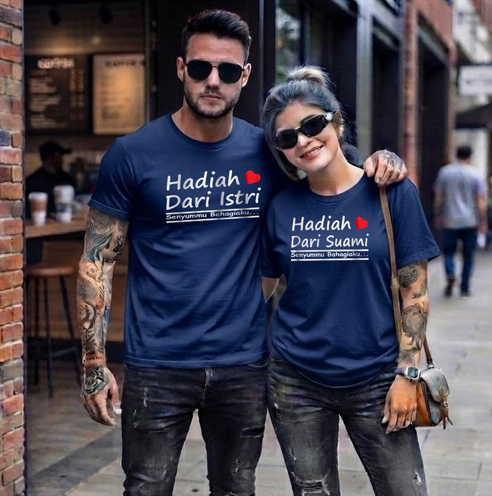 Kaos Couple Kata Kata Hadiah Dari Istri Hadiah Dari Suami Kaos Pria Dan Wanita Terbaru Kaos Atasan K