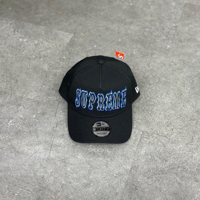 SUPREME NEW ERA GOTHIC OUTLINES 6 PANEL CAP BLACK 100% ORIGINAL