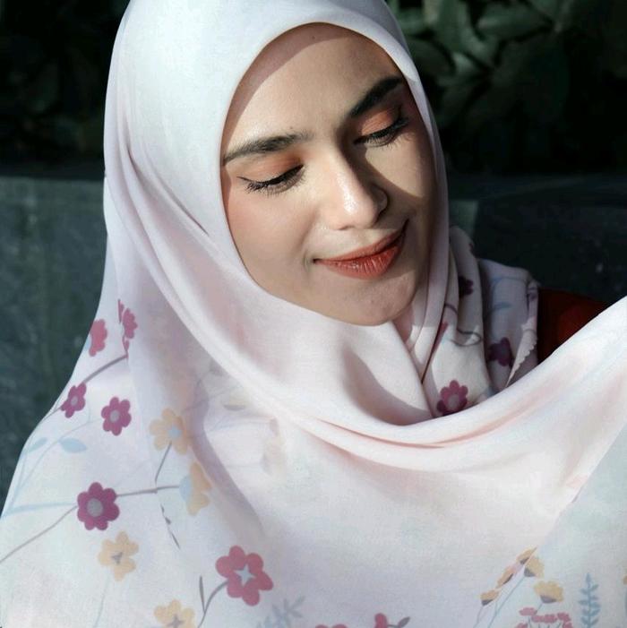 NEW ARRIVAL JILBAB D IVVY BY DANNIS COLLECTION (JILBAB SAJA) Kerudung Voal Segi Empat Premium