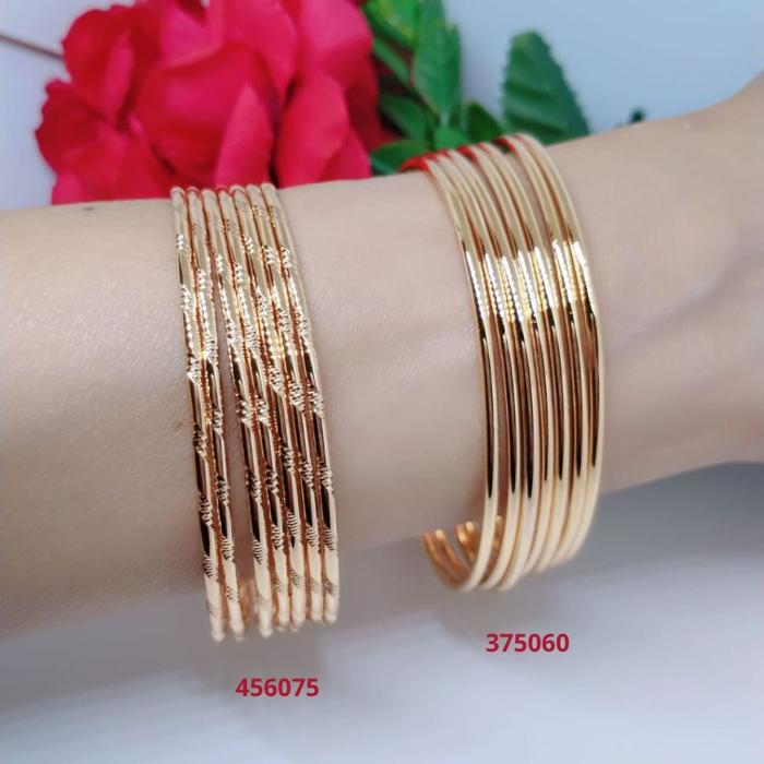 Gelang Tangan satu set Kroncong Wanita Titanium Xuping Perhiasan Aksesoris Fashion Lapis Emas Anti K