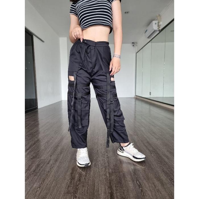 Celana Dance K-Pop Outfit Cargo Strappy Pants Uniseks Pria Wanita